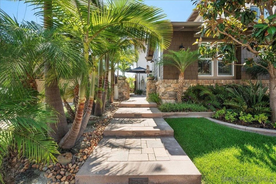 3737 Bergen Peak Place, Carlsbad