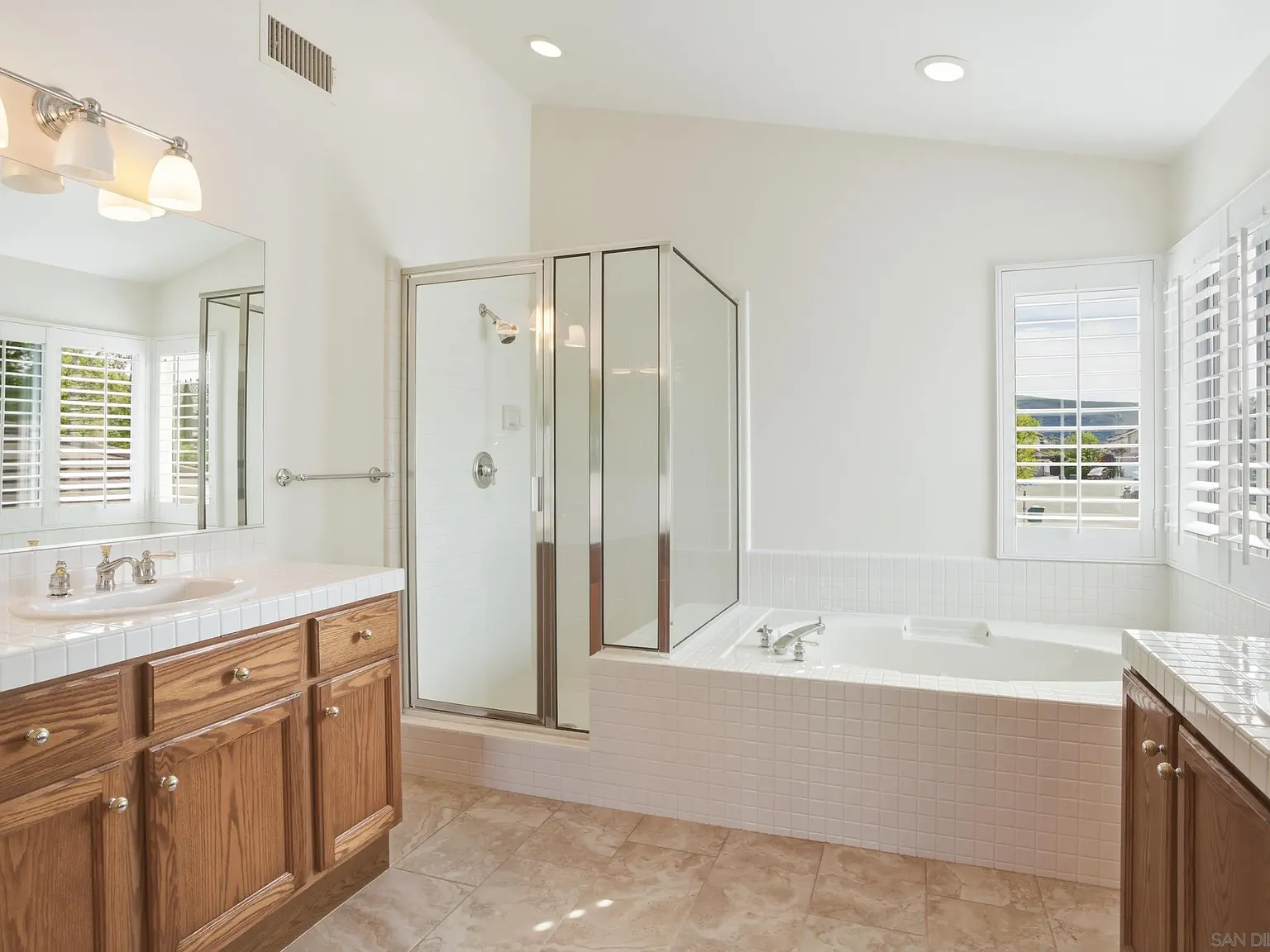 881 Windridge Cir , photo 21