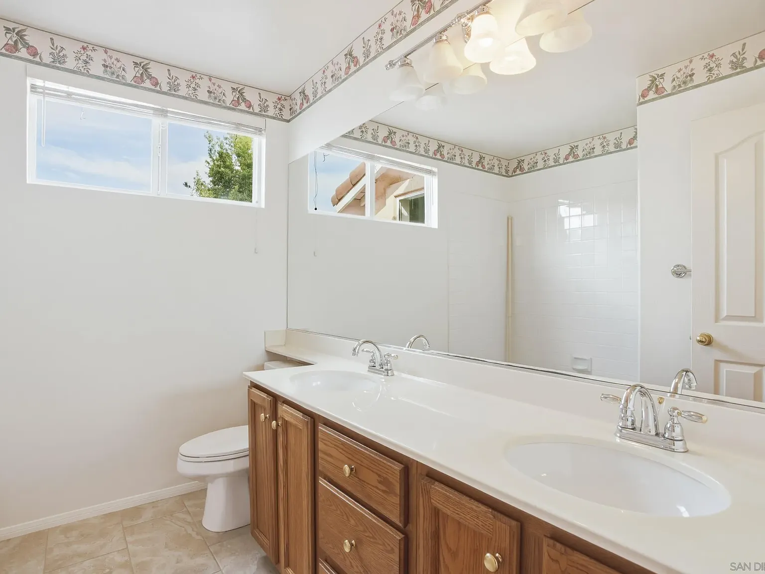 881 Windridge Cir , photo 27