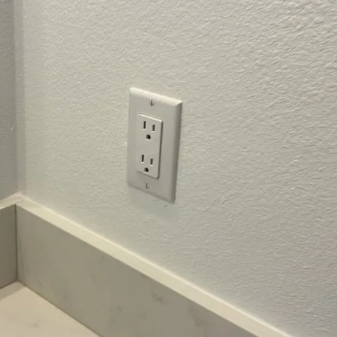Electrical outlet