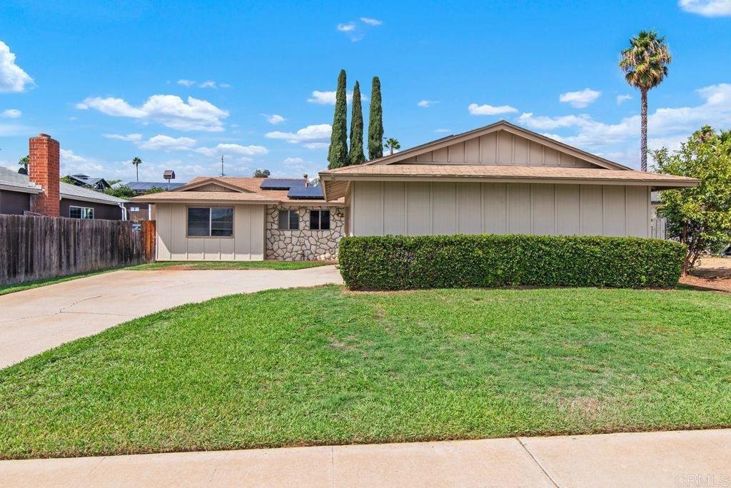 1522 York Place, Escondido, CA 92027