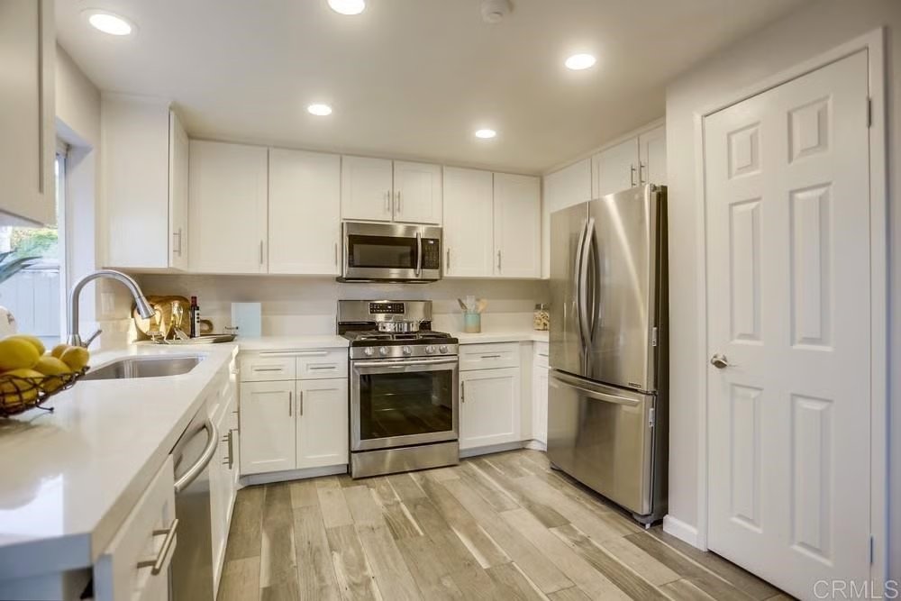 1974 Elm Ridge Drive, Vista, CA 92081