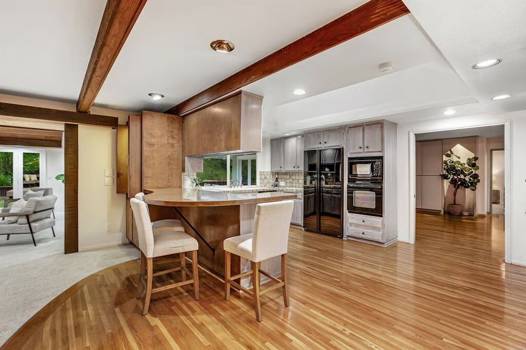 6975 Via Valverde, La Jolla, CA 92037