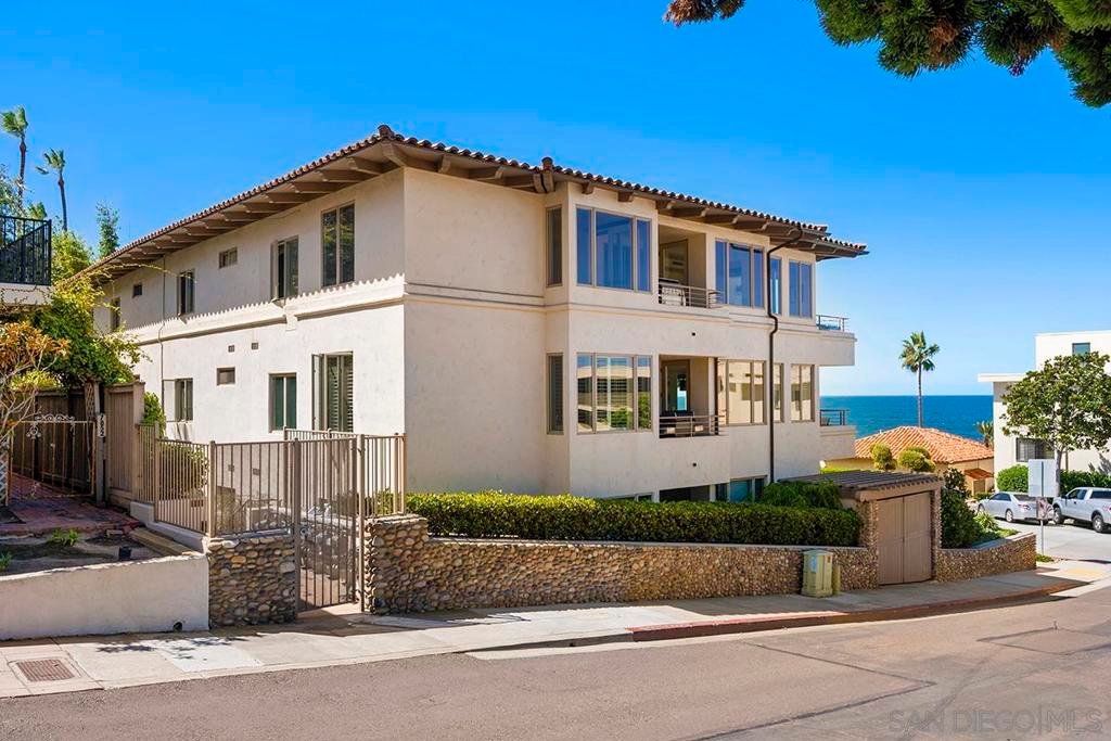 745 Coast Boulevard South 3B, La Jolla, CA 92037